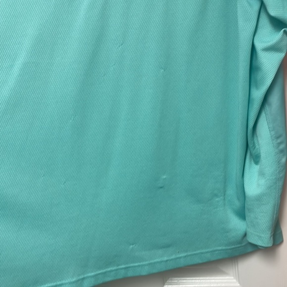 Huk performance fabric shirt - Picture 3 of 5